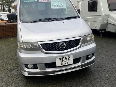 Begagnad Mazda Bongo 2002 Silver Minibuss
