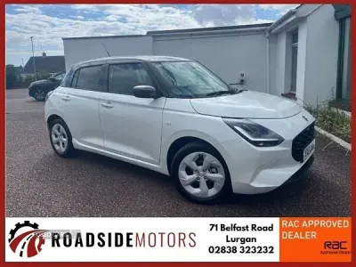 New Suzuki Swift 82 HP (60 kW) 2025 White Hatchback