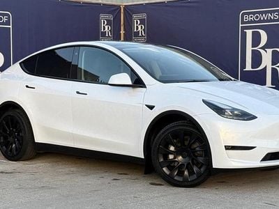 White Used 2022 Tesla Model Y Long Range AWD SUV | £26,750 (Fair price)