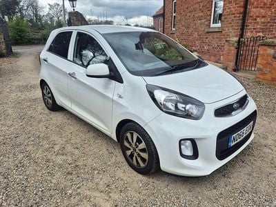 Używany Kia Picanto 66 KM (48 kW) 2016 Biały Hatchback