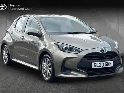 Used Toyota Yaris 116 HP (85 kW) 2023 Bronze Hatchback