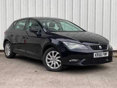 Usado Seat Leon SE 110 HP (80 kW) 2016 Preto Citadino