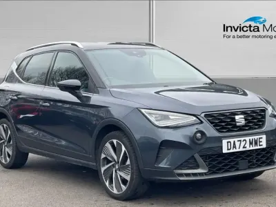 Używany Seat Arona FR 110 KM (80 kW) 2023 Szary SUV