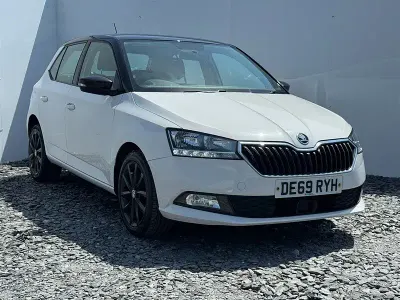 Used Skoda Fabia Colour Edition 95 HP (69 kW) 2019 White Hatchback