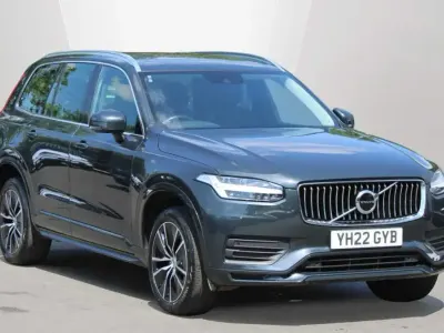 Used Volvo XC90 Momentum 235 HP (172 kW) 2022 SUV