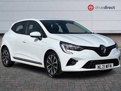 Used Renault Clio V Iconic 90 HP (66 kW) 2021 White Hatchback