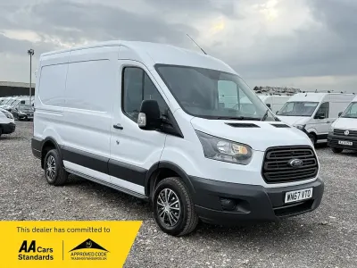 Usado Ford Transit 105 HP (77 kW) 2017 Branco Van