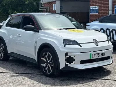 Used Renault 5 E-Tech