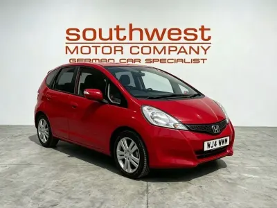 Used Honda Jazz ES 2014 Red Hatchback