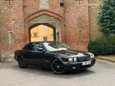 Used Jaguar XJ6 SE 2005 Black Sedan