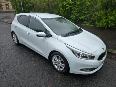 Used Kia Ceed 2014 White Hatchback