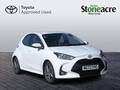Used Toyota Yaris Hybrid 113 HP (83 kW) 2024 White Hatchback