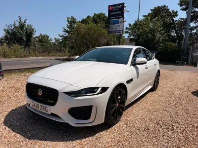 Used Jaguar XE R-Dynamic 300 HP (220 kW) 2019 White Sedan
