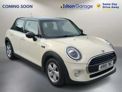 Begagnad Mini Cooper Classic 2019 Vit Halvkombi