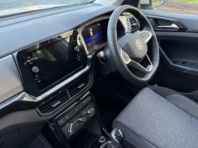 Novo VW T-Cross Life 95 HP (69 kW) 2025 Prateado SUV