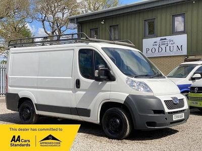 Begagnad Peugeot Boxer 2014 Vit Van