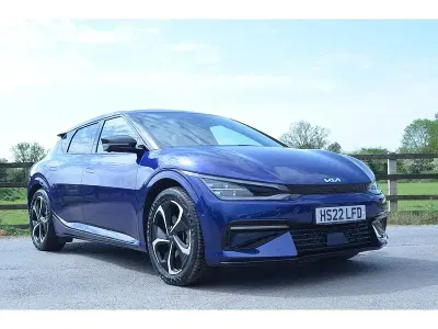 Używany Kia EV6 GT-Line S 166 kW (226 KM) 2022 Niebieski SUV