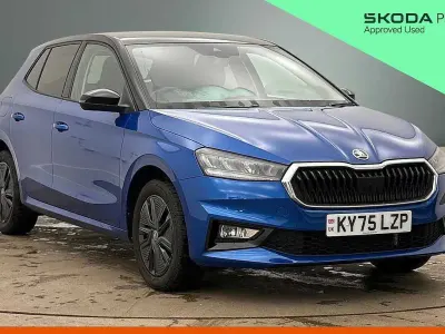 Used Skoda Fabia Design Edition 85 HP (62 kW) 2025 Race blue metallic black magic pearl effect Hatchback