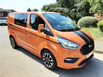 Used Ford Transit Custom Sport 170 HP (125 kW) 2023 Orange Van