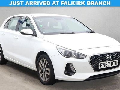 Used Hyundai i30 SE 140 HP (102 kW) 2018 White Hatchback