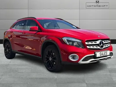Used Mercedes GLA200 SE 156 HP (114 kW) 2018 Red SUV