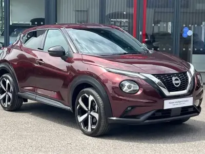 Used Nissan Juke Tekna 112 HP (82 kW) 2024 Red SUV