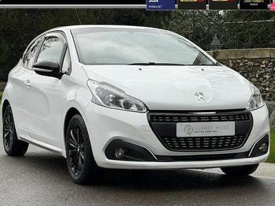 White Used 2017 Peugeot 208 Hatchback | £4,000 (Fair price)
