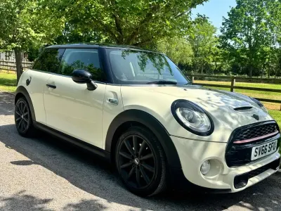 Usado Mini Cooper S Hatch 2016 Branco Citadino