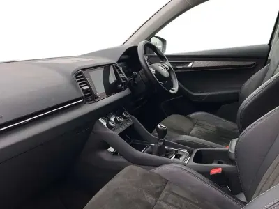 Używany Skoda Karoq SE L 150 KM (110 kW) 2022 Szary SUV