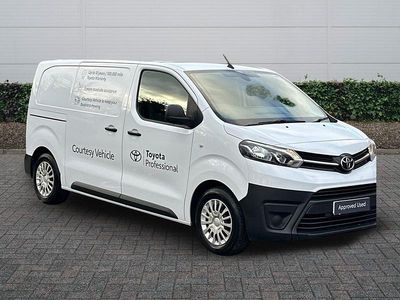 White Used 2023 Toyota Proace MPV | £16,995 (Expensive)