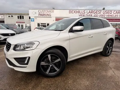 Used Volvo XC60 R-Design 190 HP (139 kW) 2017 White SUV