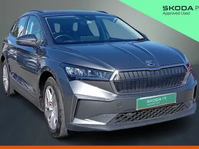 Usado Skoda Enyaq iV 97 kW (132 CV) 2022 Gris SUV