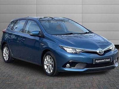 Used Toyota Auris Hybrid Business Edition 136 HP (100 kW) 2016 Blue Hatchback