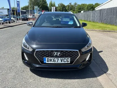 Used Hyundai i30 SE 110 HP (80 kW) 2017 Black Estate