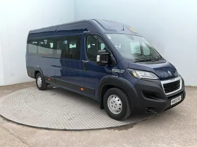 Used Peugeot Boxer 130 HP (95 kW) 2019 Blue Van