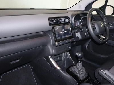 Used Citroën C3 Aircross PureTech 108 HP (79 kW) 2022 Red SUV