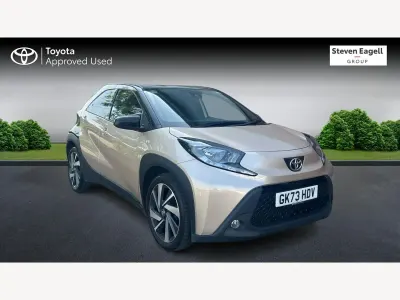 Used Toyota Aygo X 72 HP (52 kW) 2023 Beige SUV