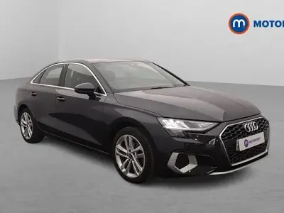 Begagnad Audi A3 Sport 150 HK (110 kW) 2023 Grå Sedan