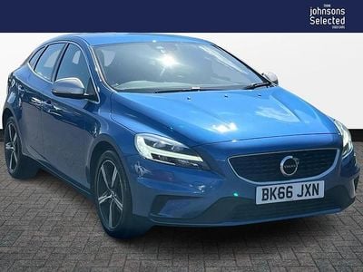Begagnad Volvo V40 R-Design 117 HK (86 kW) 2016 Blå Halvkombi