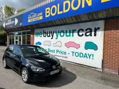 Second-hand VW Golf VII SE 105 CP (77 kW) 2013 Negru Hatchback