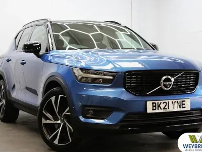 Used Volvo XC40 R-Design Pro 262 HP (192 kW) 2021 Bursting blue SUV