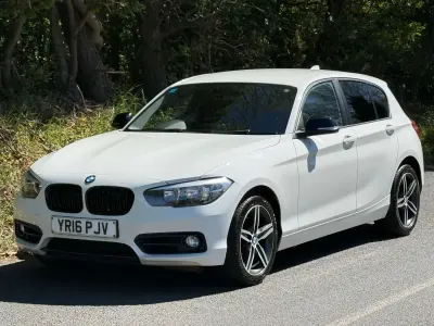 Używany BMW 118 Sport Line 2016 Biały Hatchback