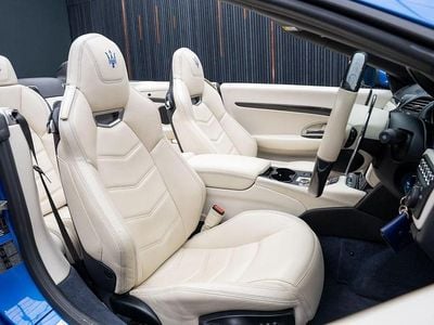 Used Maserati GranCabrio 460 HP (338 kW) 2019 Blue Cabriolet