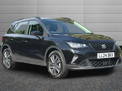 Używany Seat Arona SE Technology 115 KM (84 kW) 2024 Biały SUV