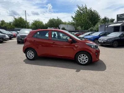 Used Kia Picanto 2017 Orange Hatchback