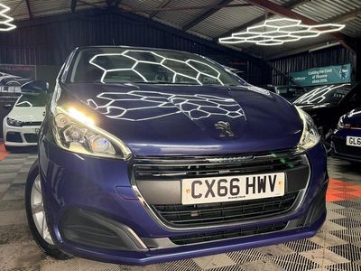 Second-hand Peugeot 208 Active 2016 Albastru Hatchback