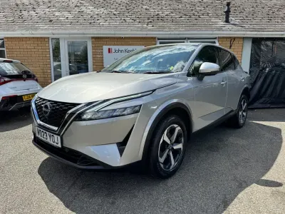 Used Nissan Qashqai N-Connecta 140 HP (102 kW) 2023 Silver SUV
