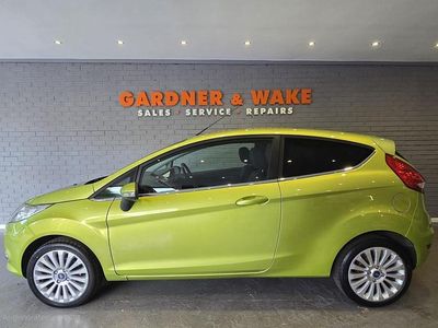 Used Ford Fiesta Titanium 96 HP (70 kW) 2010 Green Hatchback
