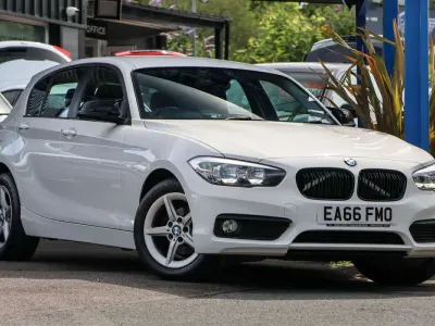 Used BMW 116 Impressive 116 HP (85 kW) 2016 White Hatchback