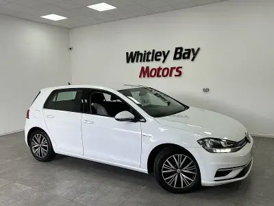 Używany VW Golf VII SE 130 KM (95 kW) 2017 Biały Hatchback